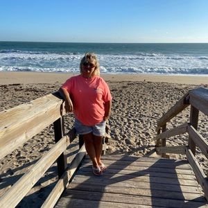 Meet your Posher, Deb